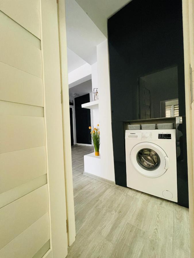 Timisoara Central Apartment New Parking !! Luaran gambar